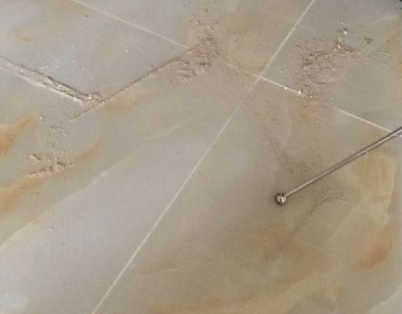大庆瓷砖空鼓维修公司分享粘合剂选择不当在瓷砖铺贴过程中可能导致以下问题